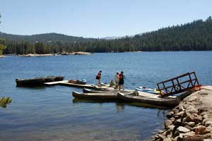 boat rentals at Lake Alpine on Ebbetts Pass, CA